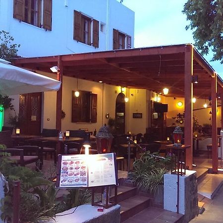 Mango Rooms Rhodes City Екстер'єр фото