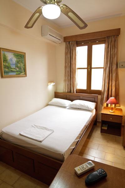 Mango Rooms Rhodes City Екстер'єр фото