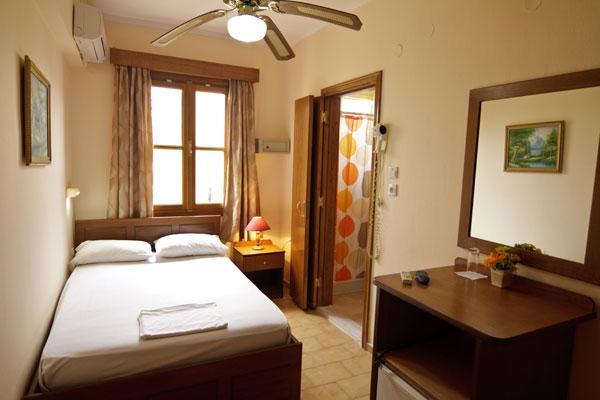 Mango Rooms Rhodes City Екстер'єр фото