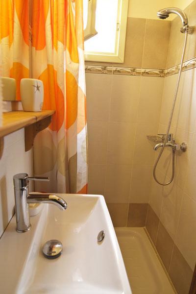 Mango Rooms Rhodes City Екстер'єр фото